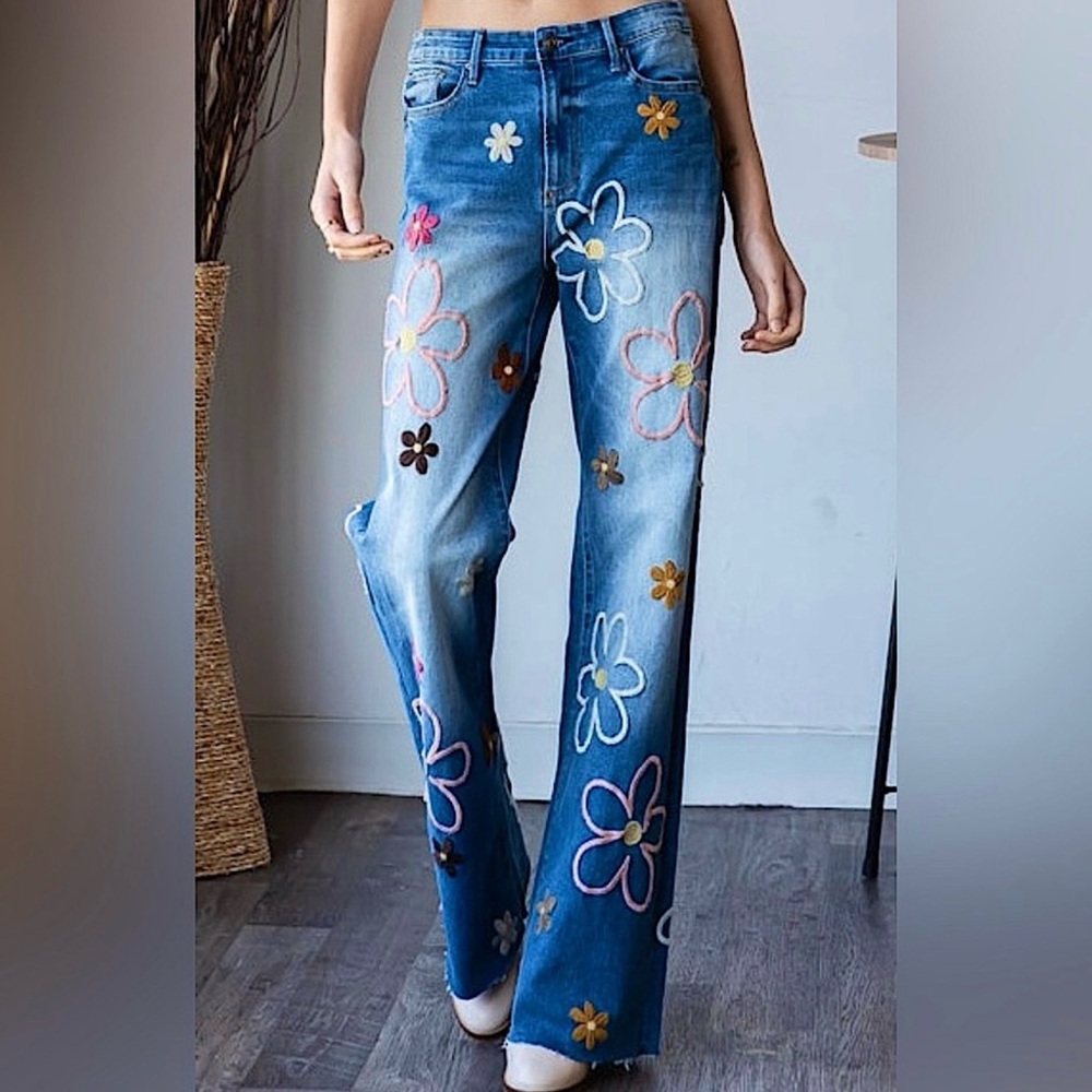 Oli & Hali 70s Retro Hippie Floral Embroidered Straight Wide Leg Jeans - Picture 8 of 12